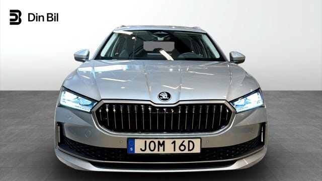 Skoda Superb 2025 – bild 4