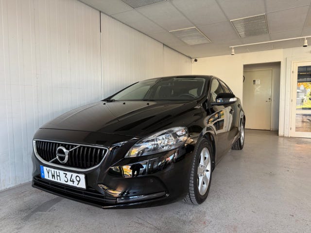 Volvo V40 2018