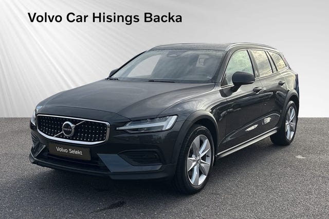 Volvo V60 Cross Country 2023
