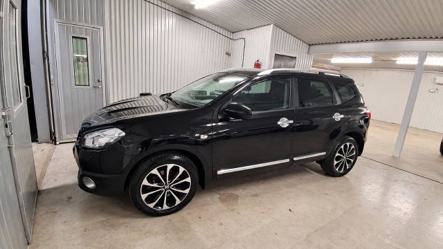 Nissan Qashqai+2 2011