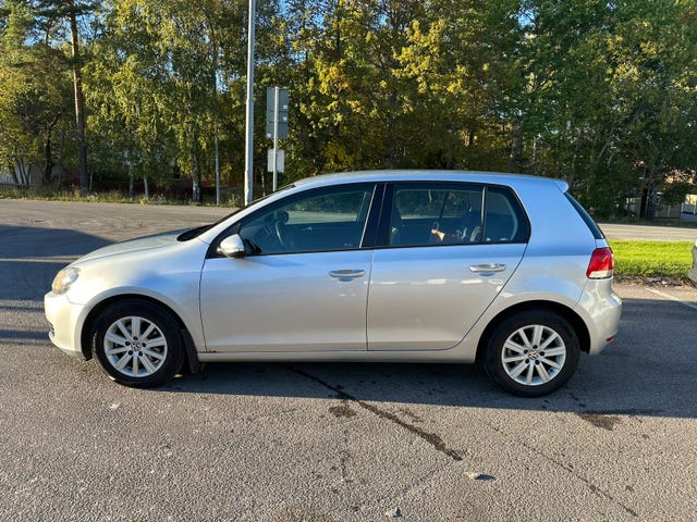 Volkswagen Golf VI 2011