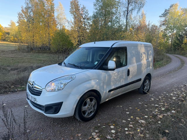 Opel Combo 2012