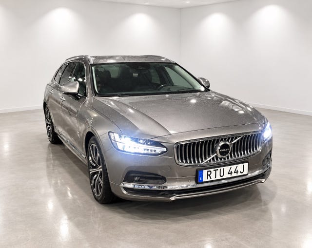 Volvo V90 2021