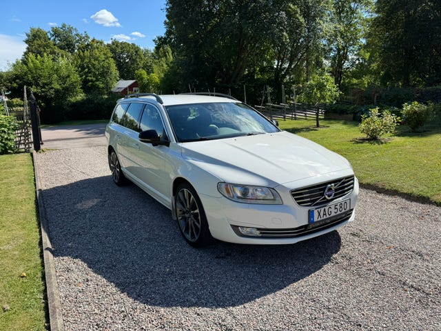 Volvo V70 2015