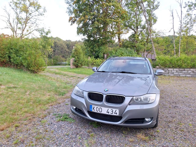BMW 320i 2010