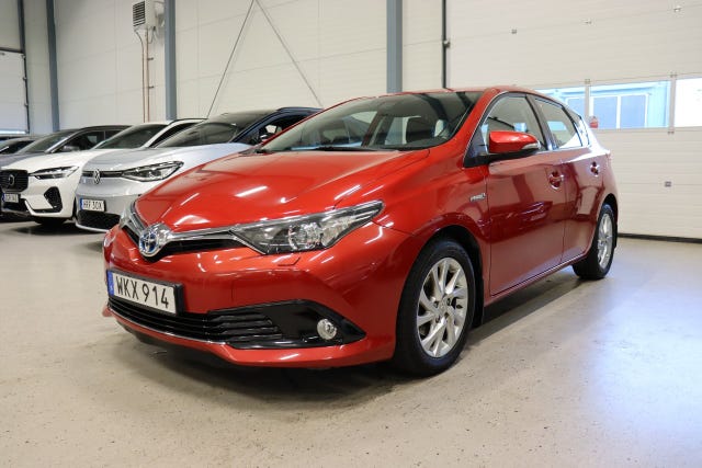 Toyota Auris 2016