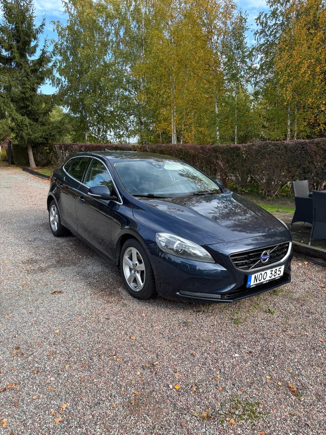 Volvo V40 2015
