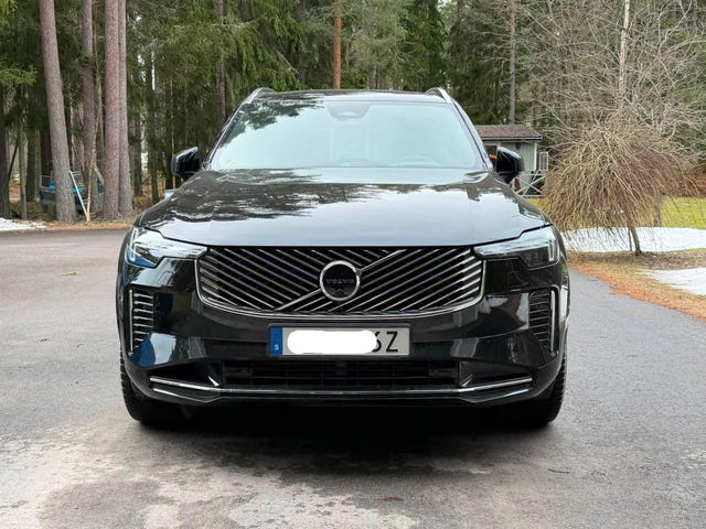 Volvo XC90 2025