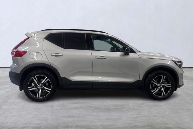 Volvo XC40 2025 – bild 3