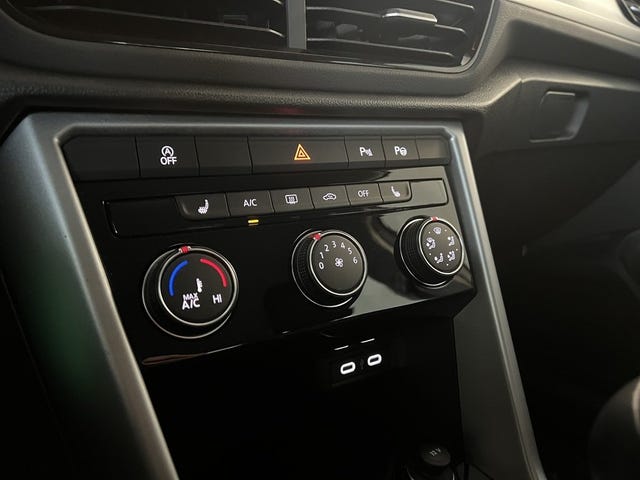 Volkswagen T-Roc 2023