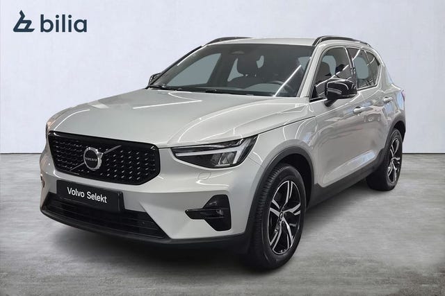 Volvo XC40 2025