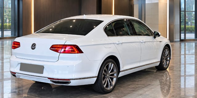 Volkswagen Passat 2016 – bild 2