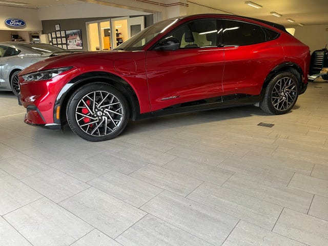 Ford Mustang Mach-E 2022