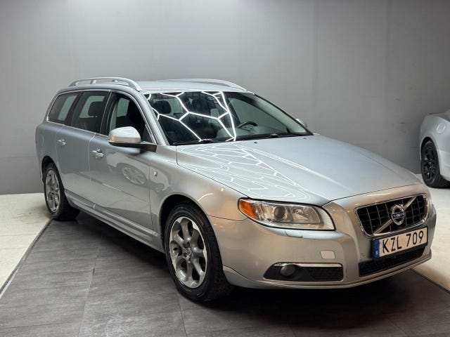 Volvo V70 2012 – bild 2