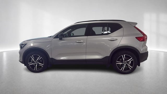 Volvo XC40 2025 – bild 3