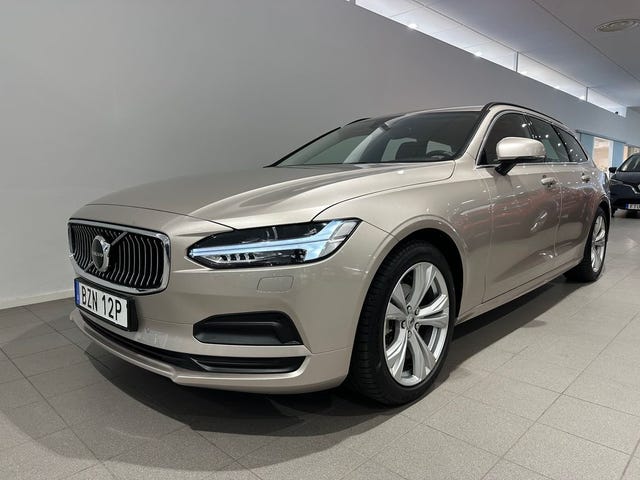 Volvo V90 2024