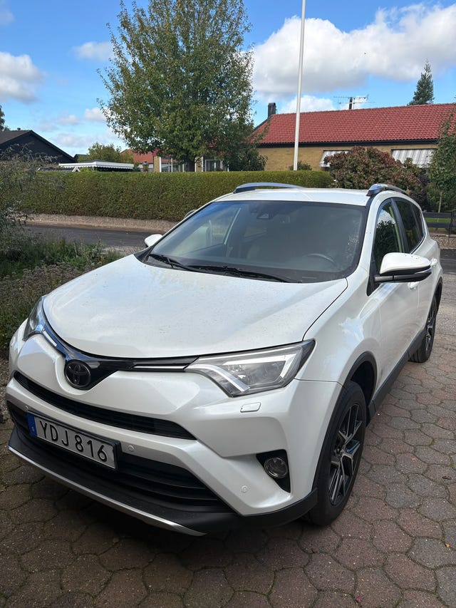 Toyota RAV4 2016