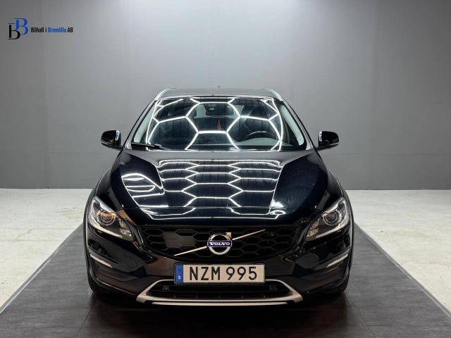 Volvo V60 Cross Country 2018