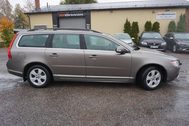 Volvo V70 2010 – bild 2