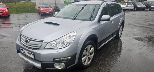 Subaru Outback 2012