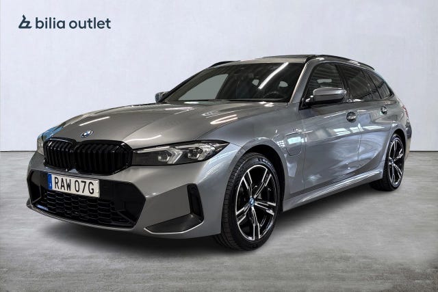 BMW 330e 2024