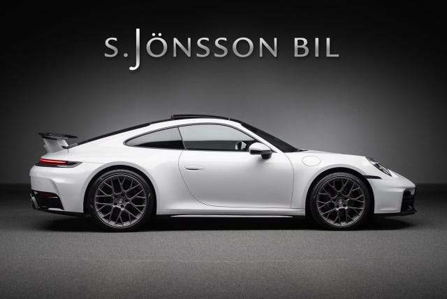 Porsche 911 2025