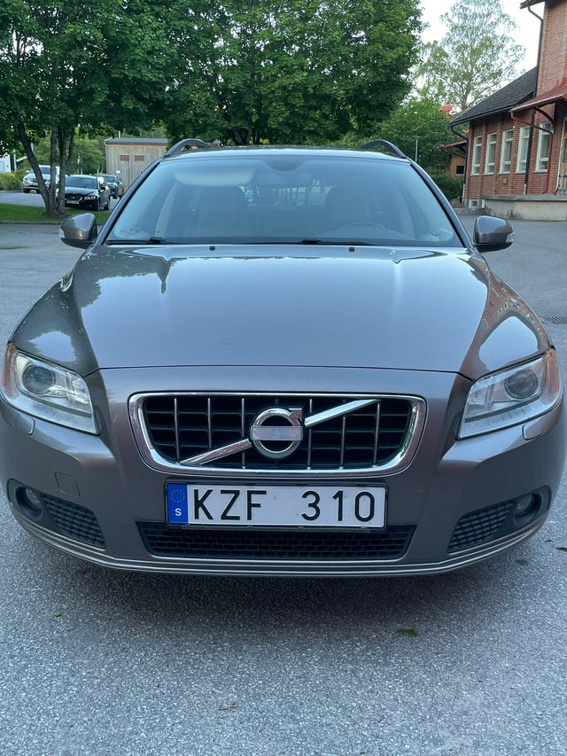 Volvo V70 2011 – bild 3