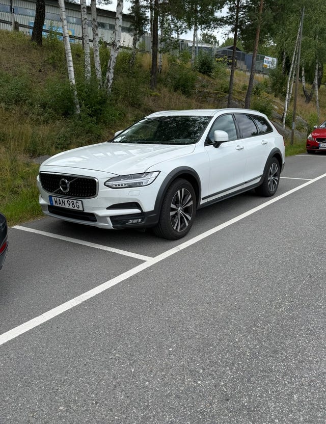 Volvo V90 Cross Country 2020 – bild 2