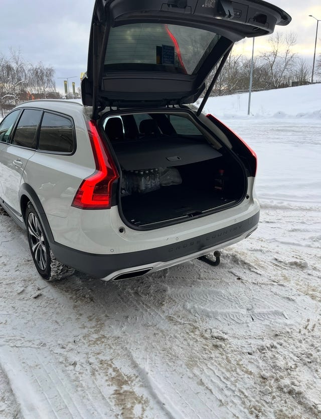 Volvo V90 Cross Country 2020 – bild 3