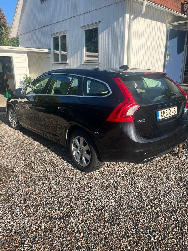 Volvo V60 2014 – bild 2