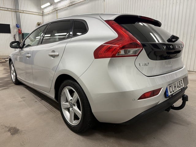 Volvo V40 2015 – bild 2