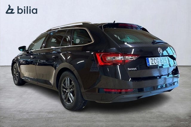 Skoda Superb 2018 – bild 3