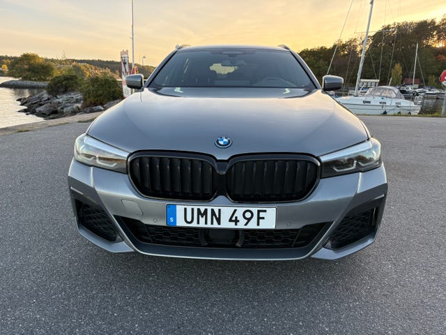 BMW 530e 2023