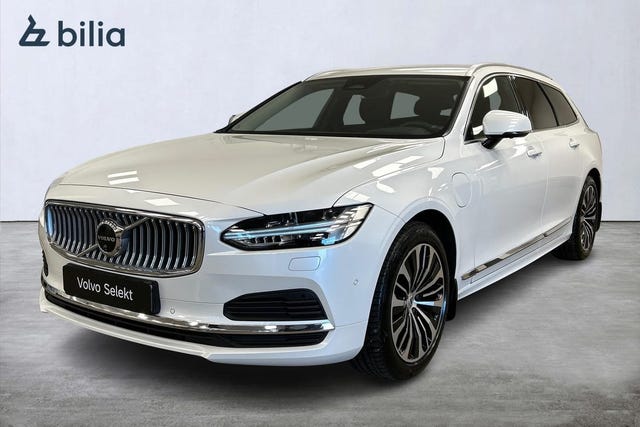 Volvo V90 2025