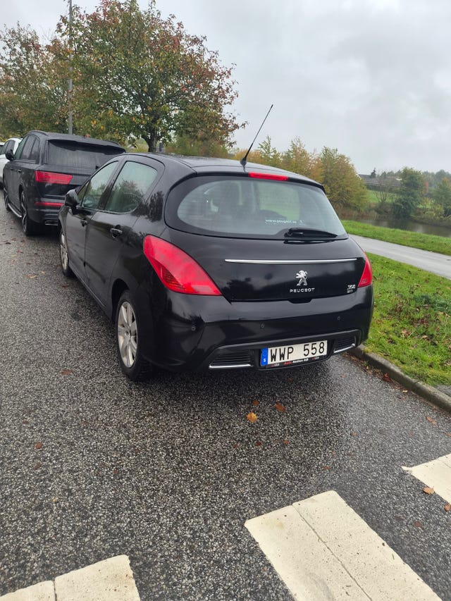 Peugeot 308 2012