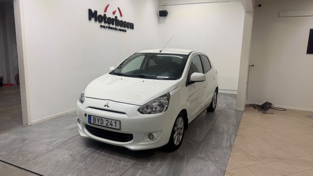 Mitsubishi Space Star 2013