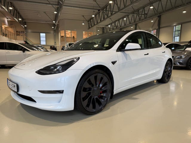 Tesla Model 3 2023