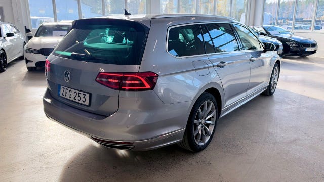 Volkswagen Passat 2018 – bild 2
