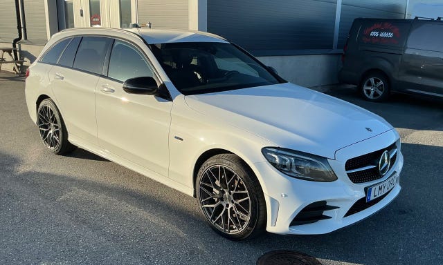 Mercedes-Benz C300 e 2021