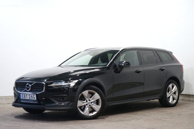 Volvo V60 Cross Country 2022 – bild 2