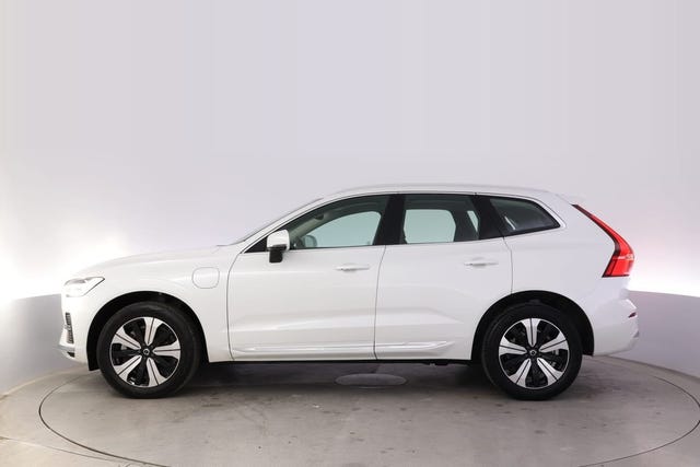 Volvo XC60 2025 – bild 2