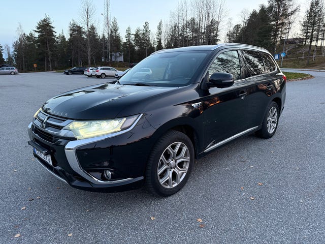 Mitsubishi Outlander 2016