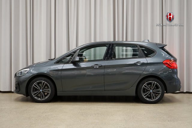 BMW 225xe 2020