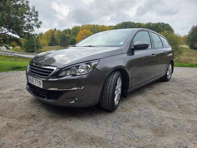 Peugeot 308 SW 2015
