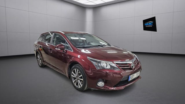 Toyota Avensis 2012