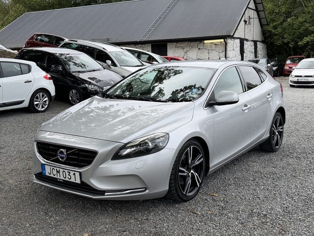 Volvo V40 2016