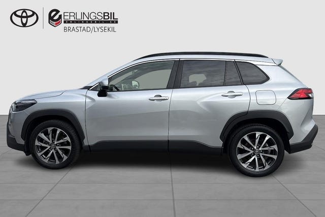 Toyota Corolla Cross 2023 – bild 3