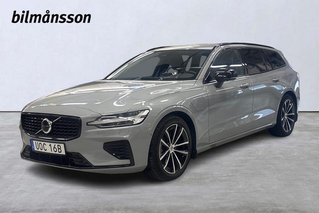 Volvo V60 2025