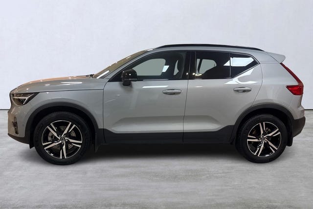 Volvo XC40 2025 – bild 2