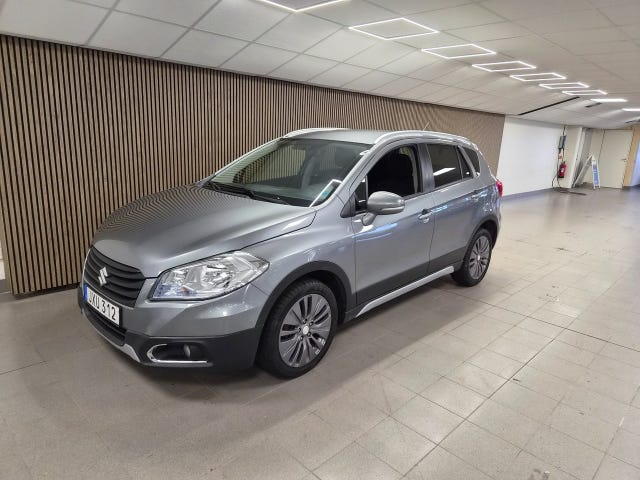 Suzuki S-Cross 2014